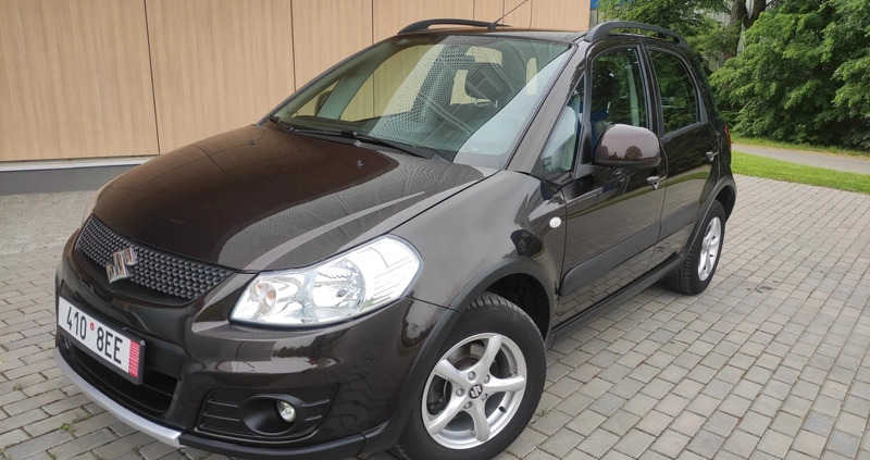 Suzuki SX4 cena 35900 przebieg: 99730, rok produkcji 2014 z Gliwice małe 106